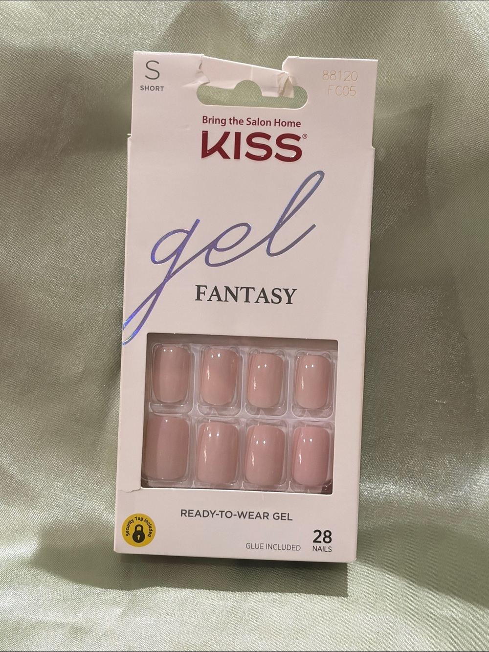 Kiss Gel Fantasy Ready-to-Wear Press-On Nails in Nude Pink